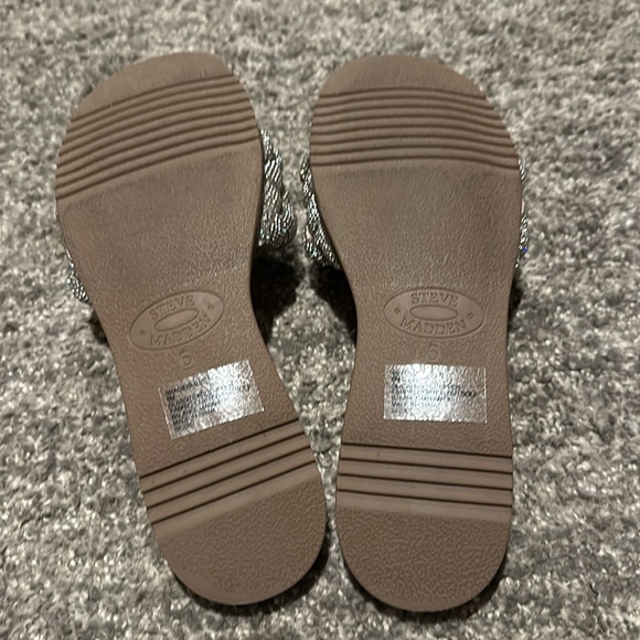 🤪SOLD 🤪Steve Madden Rhinestone Sandal Size 6 - Picture 6 of 13